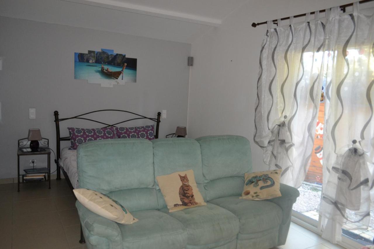 Suite 30 M2 Ideale Pour 2 Personnes Flassans-sur-Issole Exterior foto